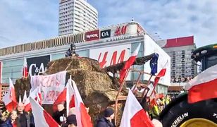 "Słomiany czołg" wjechał do Warszawy. Rolnicy w drodze pod Sejm