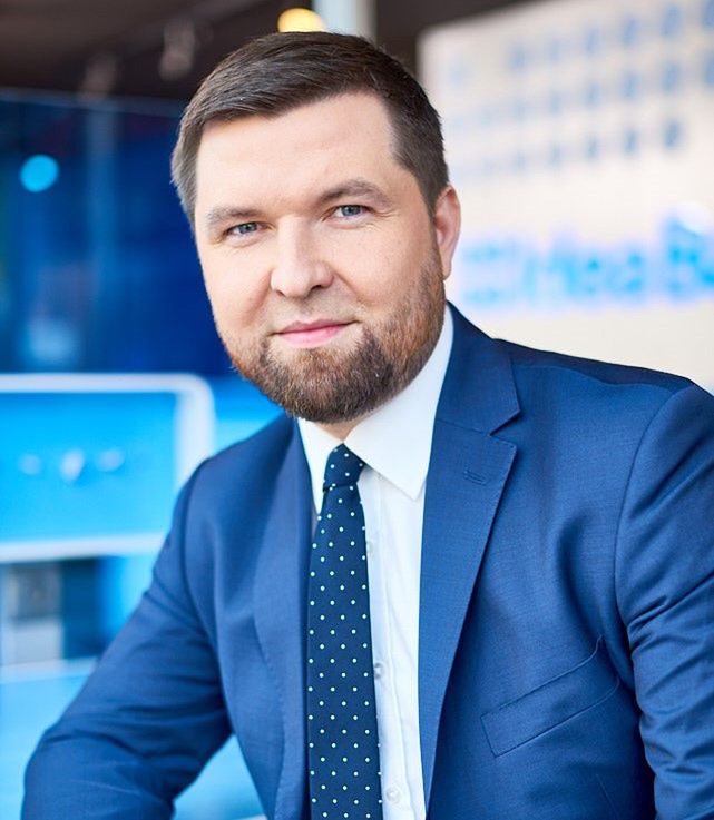 Prezes Tobiasz Bury zafundował Idea Bankowi gruntowny przegląd