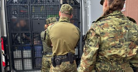 Przestępców pakują do auta i odstawiają na granicę Ukrainy. "Nie możesz zostać w Polsce"