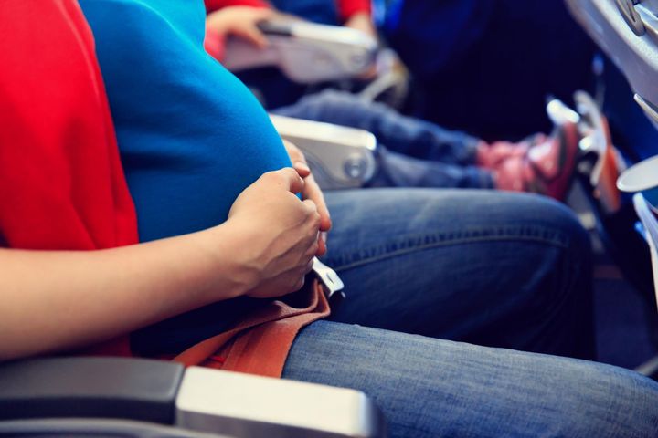 Czym smarować brzuch w trakcie ciąży?