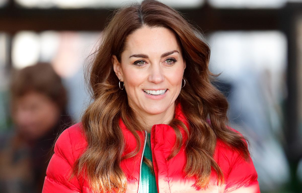 Kate Middleton dostała nietypowy prezent. PETA wysłała jej torbę ze skóry jabłkowej
