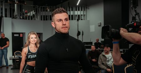 Mocny konflikt w Fame MMA. Alan Kwieciński odpiął wrotki