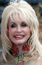 Dolly Parton martwi się o swoją chrześnicę, Miley Cyrus