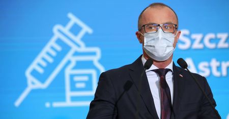 AstraZeneca. Prezes URPL komentuje kontrowersje wokół szczepionki