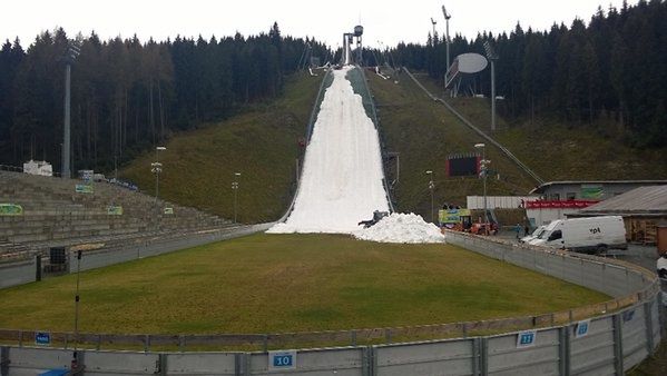 Tak Vogtlandarena prezentowała się w czwartkowe popołudnie (fot. Sebastian Szczęsny)