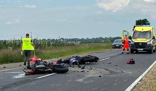 Zderzenie dwójki motocyklistów z ciężarówką. Dwie osoby nie żyją, droga jest zablokowana
