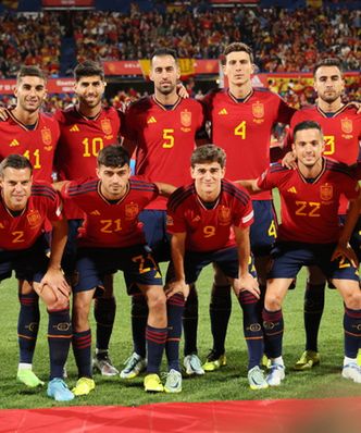 Ultrasi wzywają do obrony Hiszpanii. Powodem mecz z Marokiem
