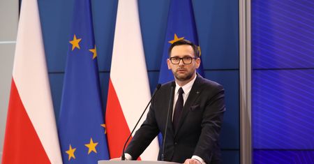 Gigantyczne pensje w Orlenie. Zostało złamane prawo? Będzie zawiadomienie do prokuratury