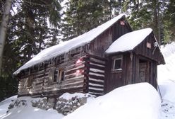Chatka pod Śnieżnikiem. Śmierć turysty na szlaku. We wtorek sekcja zwłok