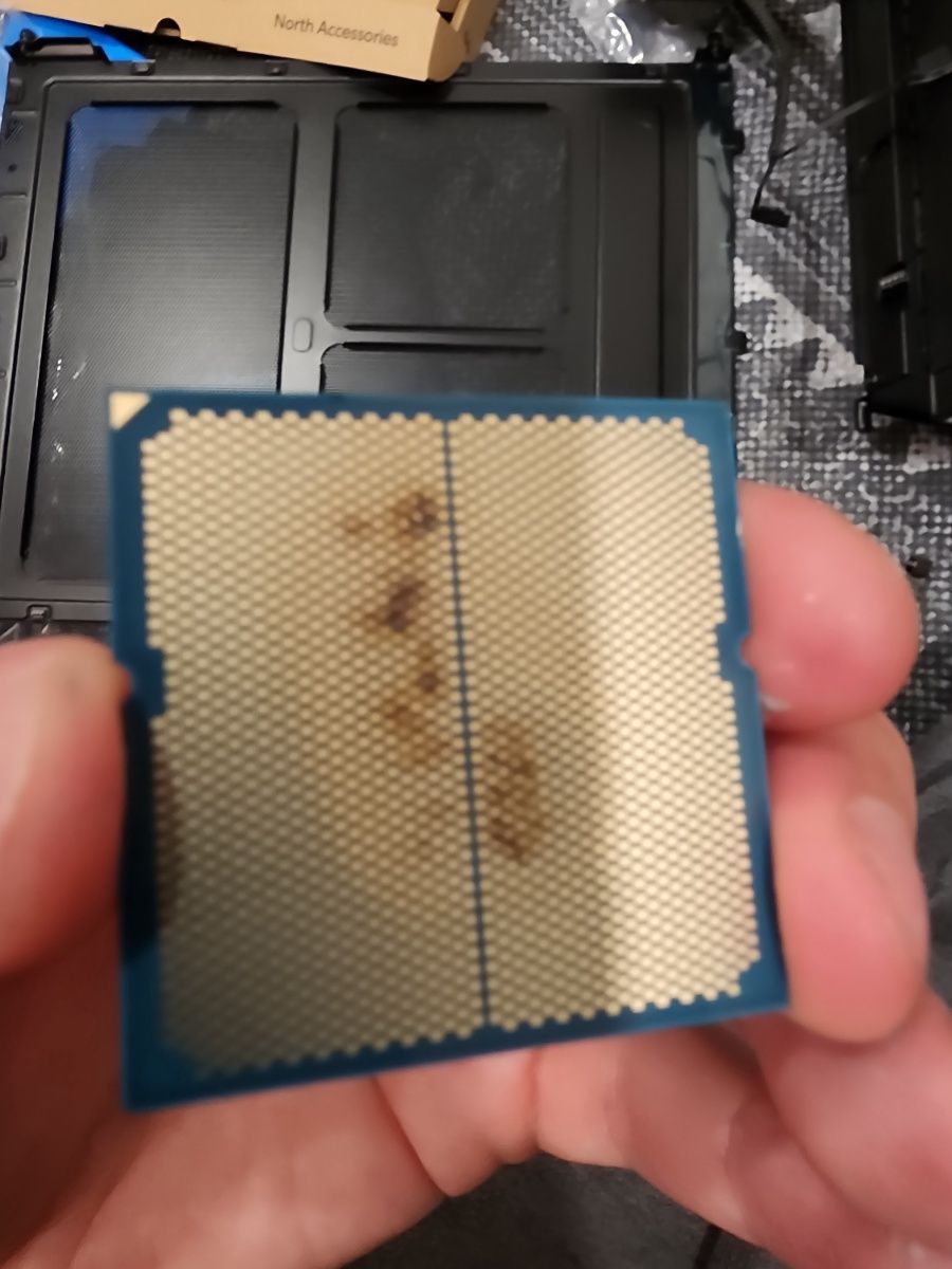 Uszkodzony procesor AMD Ryzen 7 9800X3D
