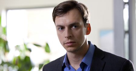 "Kierunek: Noc": Ksawery Szlenkier opowiada o swojej roli w serialu Netfliksa