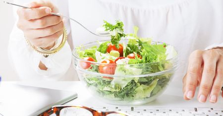 Przygotuj prosty lunch do pracy!