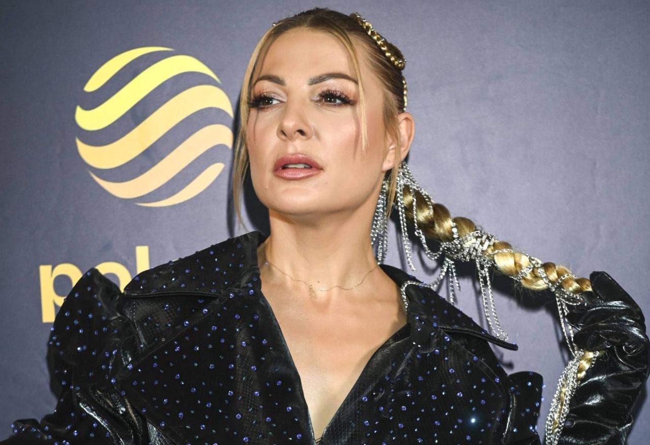 Narożna kręci nowy klip. Pokazała się w obcisłym kombinezonie z koronkami