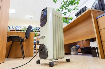 Czy w czasie mrozów możesz odmówić pracy? Przepisy są jasne