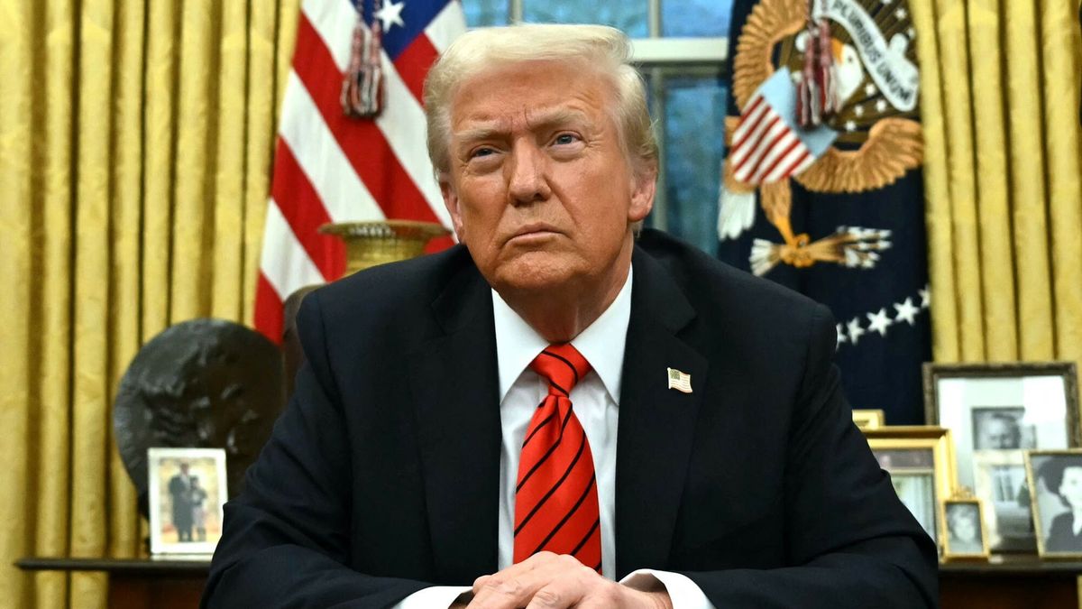 Archiwum zagraniczne East News 2025-02
US President Donald Trump speaks to the press after signing an executive order in the Oval Office of the White House in Washington, DC, on February 10, 2025. (Photo by ANDREW CABALLERO-REYNOLDS / AFP)
ANDREW CABALLERO-REYNOLDS