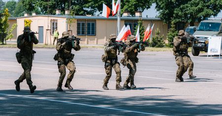 Ćwiczyli na strzelnicy. Pocisk rykoszetem poszybował 3 km dalej