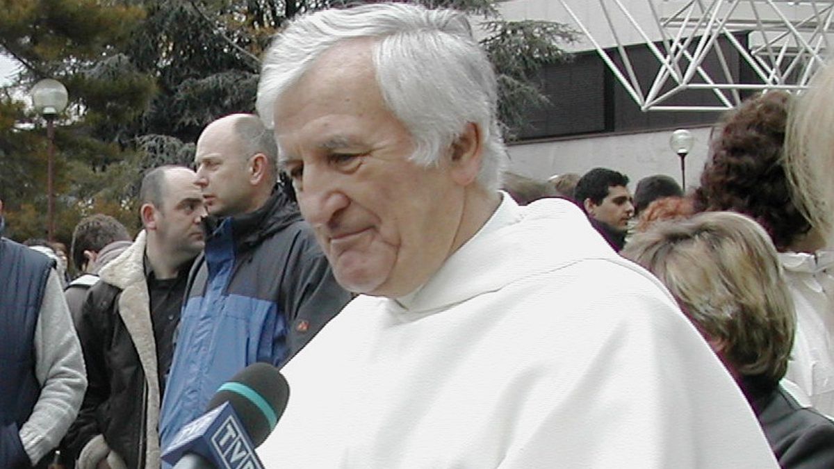 O. Konrad Hejmo był tajnym współpracownikiem SB - ogłosił wkrótce po śmierci papieża szef IPN