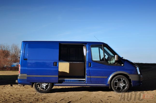 Ford Transit Sport Van (fot. Mariusz Zmysłowski)