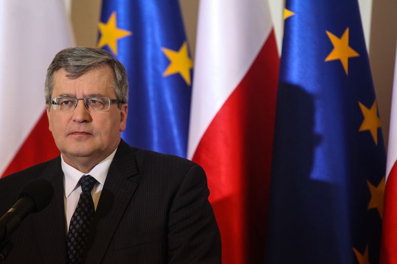 Bronisław Komorowski gratuluje nowemu prezydentowi Czech