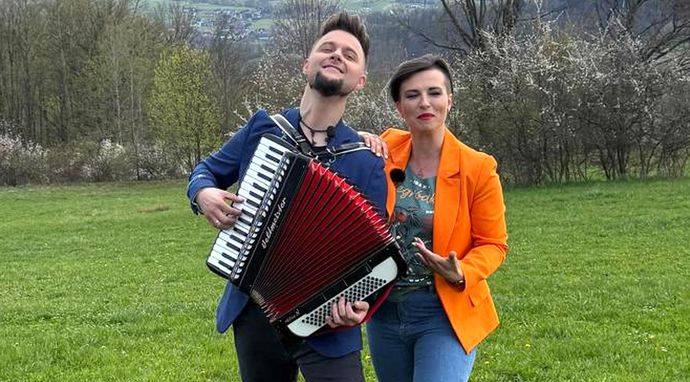 Muzyczne podróże Karoliny Treli