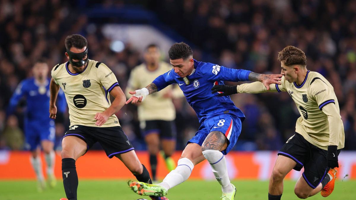 Getty Images / James Gill - Danehouse / Eric Garcia (po lewej) w meczu z Chelsea