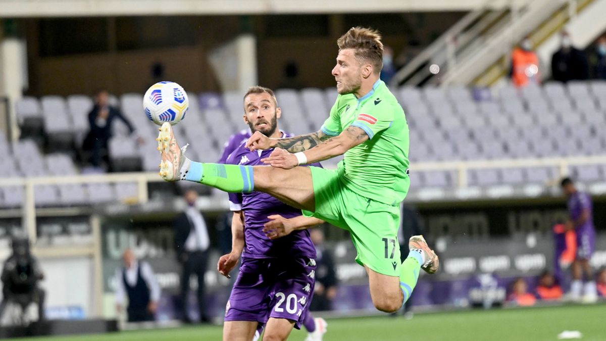 Zdjęcie okładkowe artykułu: PAP/EPA / CLAUDIO GIOVANNINI / Na zdjęciu: mecz Fiorentina - Lazio