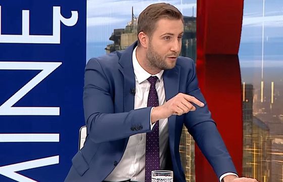 Politycy PO wrócili do TVP. „Jeśli przekonają choć jedną osobę oglądającą TVP, to z ich punktu widzenia warto”