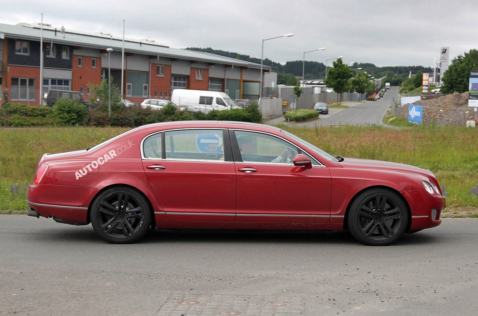 Bentley Continental Flying Spur V8