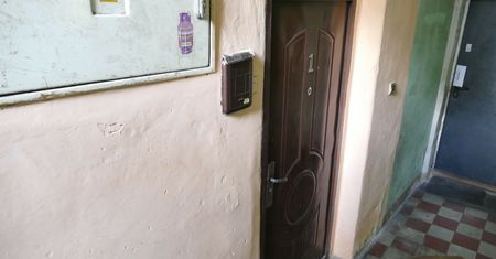 Dramatyczna akcja policyjna. 35-latek zabarykadował się w mieszkaniu z kobietą