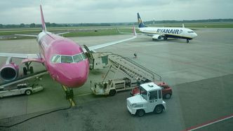 Polacy najczęściej latają do Wielkiej Brytanii. Prawie 3 miliony pasażerów w pierwszym półroczu