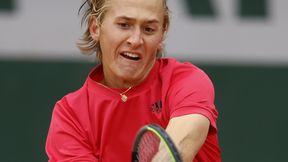 Tenis. Roland Garros: syn Petra Kordy wyrzucił z turnieju Johna Isnera. Hugo Gaston na drodze Stana Wawrinki
