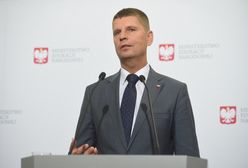 Powrót do szkoły. Konferencja prasowa ministra edukacji Dariusza Piontkowskiego i minister rodziny Marleny Maląg