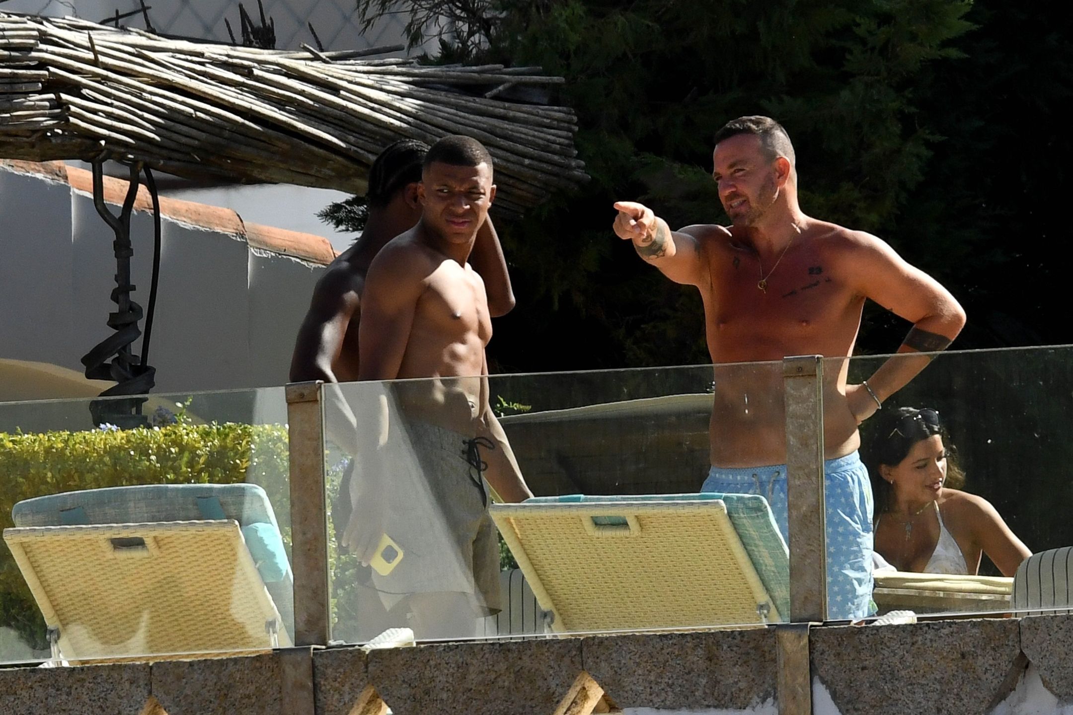 Kylian Mbappe przyłapany na wakacjach na Sardynii