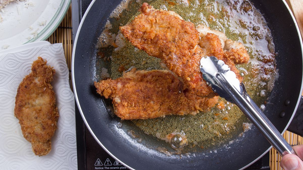 Co zrobić z zużytym olejem? Wylewanie go do zlewu do zły pomysł