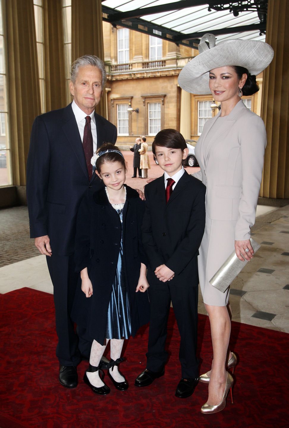 Catherine Zeta-Jones i Michael Douglas z dziećmi