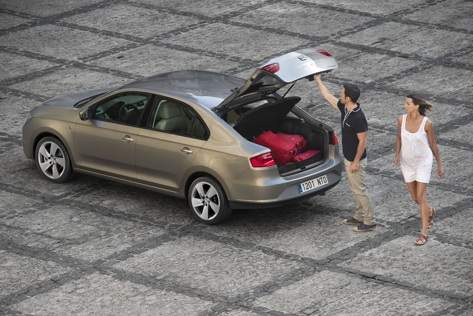 Seat Toledo (2012) - obszerna galeria zdjęć 15