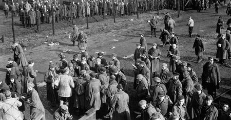 Ma 105 lat. Niemiecki zbrodniarz w końcu usłyszał zarzuty