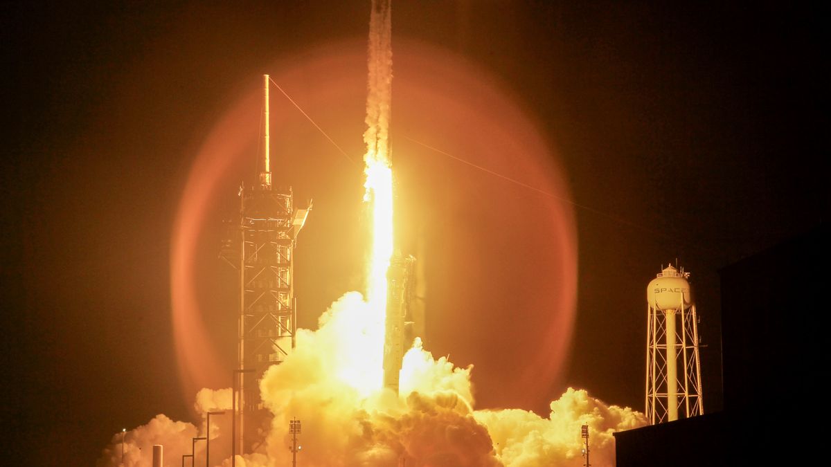 Górny człon Falcon 9 uderzy w Księżyc 5 sierpnia 2026 r. z prędkością 2,43 km/s — image 2