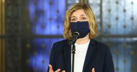Biejat: ustawa depenalizująca zabieg aborcji to minimum przyzwoitości