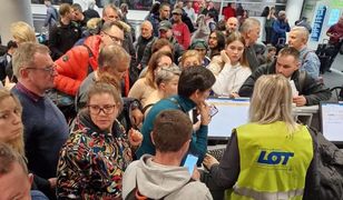 Dantejskie sceny na lotnisku. Pasażerom puszczają nerwy