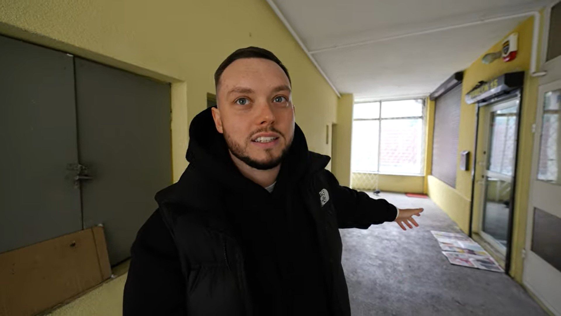 Wizyta Książula w barze "Waga"