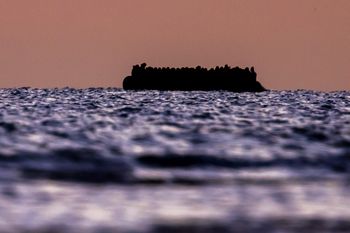 Łódź z migrantami zatonęła w drodze do Włoch. Trwają poszukiwania