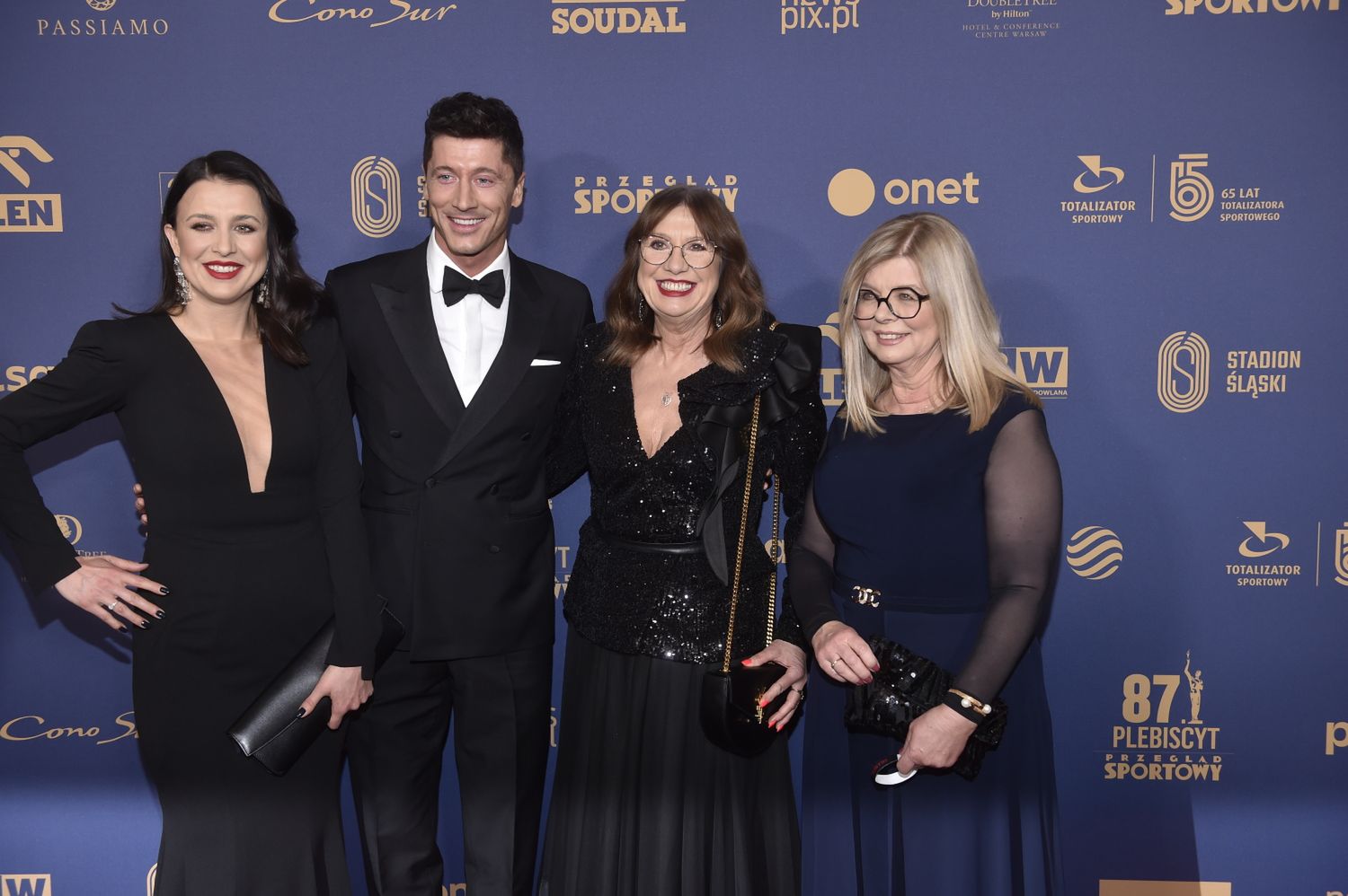 Milena Lewandowska-Miros, Robert Lewandowski, Iwona Lewandowska, Maria Stachurska - Gala Mistrzów Sportu 2022