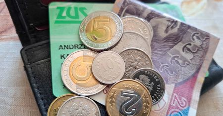 Nawet 400 zł miesięcznie. Ci emeryci zyskają od stycznia 2027 r.