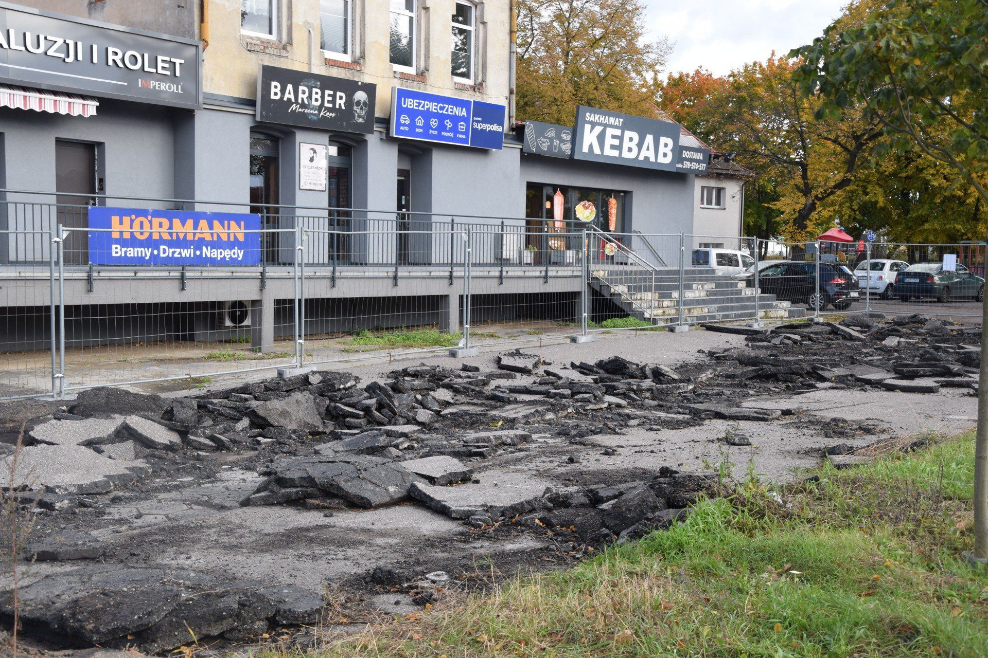 Nadzór budowalny wstrzymał rozbiórkę drogi przez dewelopera