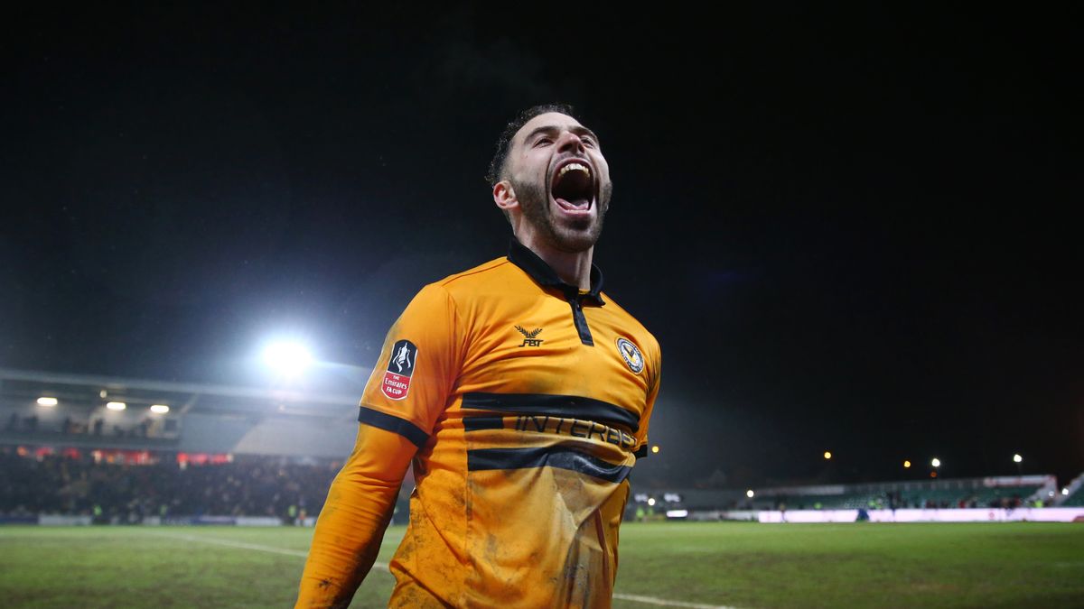 Getty Images / Michael Steele / Na zdjęciu: Robbie Willmott (Newport County)