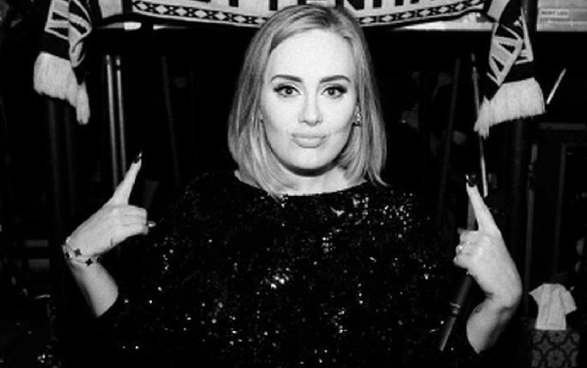 Adele wraca do grania koncertów? Wokalistka zamieściła intrygujące zdjęcie