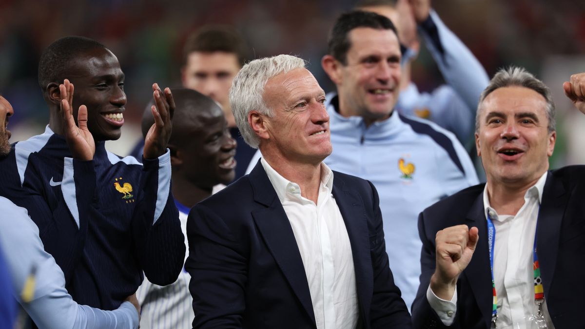 PAP/EPA / CHRISTOPHER NEUNDORF  / Na zdjęciu: Didier Deschamps