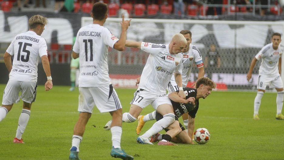 Piłkarze Polonii Bytom walczyli w wyjazdowym meczu