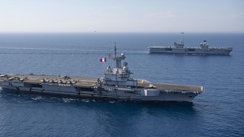 Lotniskowce HMS Queen Elizabeth i PA Charles De Gaulle